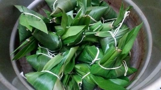 网红吃吊瓜吃粽子视频