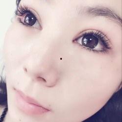 明星纹美睫线吗,纹美睫线，打造迷人电眼风采